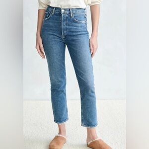 Agolde Riley High Rise Crop Straight Jean, med wash (silence), size 29, EUC